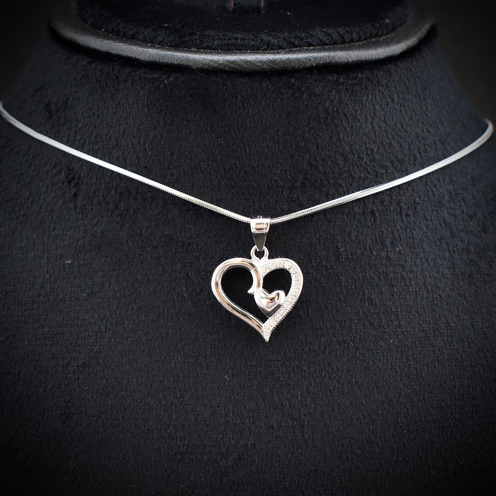 Heart pendant, 925 sterling silver and cubic zirconia neckalce, Unique handmade birthday gift, Wedding jewelry for bride, Daily wear pendant