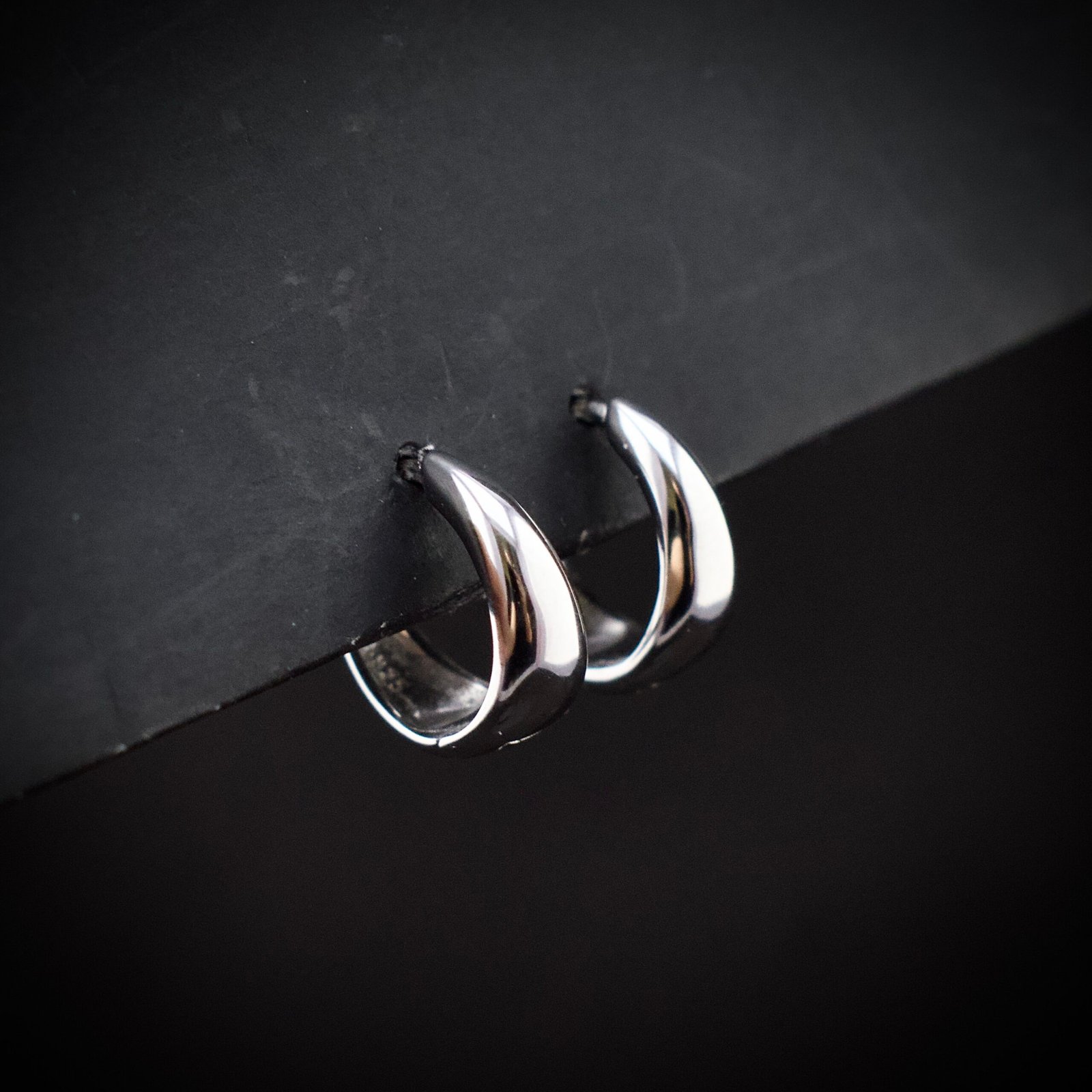 Huggie hoop earring, 925 sterling silver earrings, Unique handmade birthday gift, Wedding jewelry for bride, One of a kind jewelry