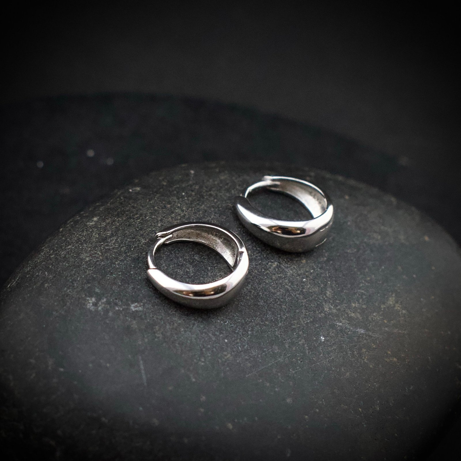 Huggie hoop earring, 925 sterling silver earrings, Unique handmade birthday gift, Wedding jewelry for bride, One of a kind jewelry