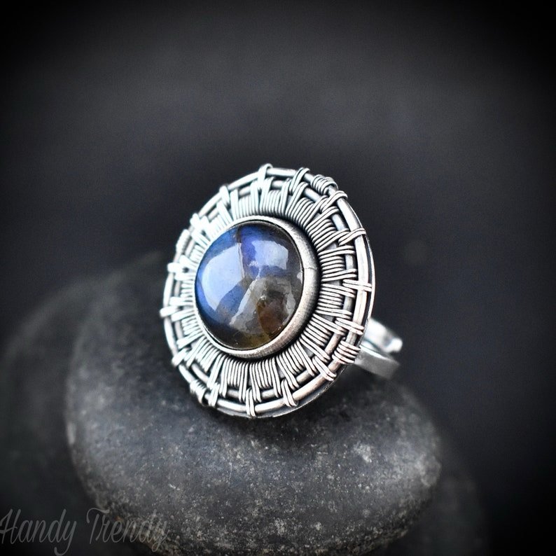 Labradorite endless wheel ring, Adjustable 925 sterling silver wire wrapped ring, Unique handmade birthday gift, One of a kind jewelry
