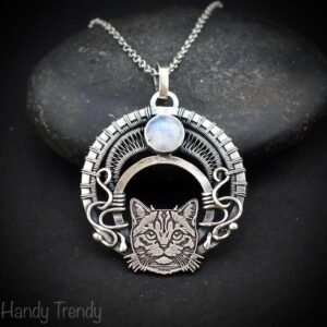 American shorthair cat pendant, 925 sterling silver and rainbow moonstone necklace, Animal jewelry, Unique handmade one of a kind necklace