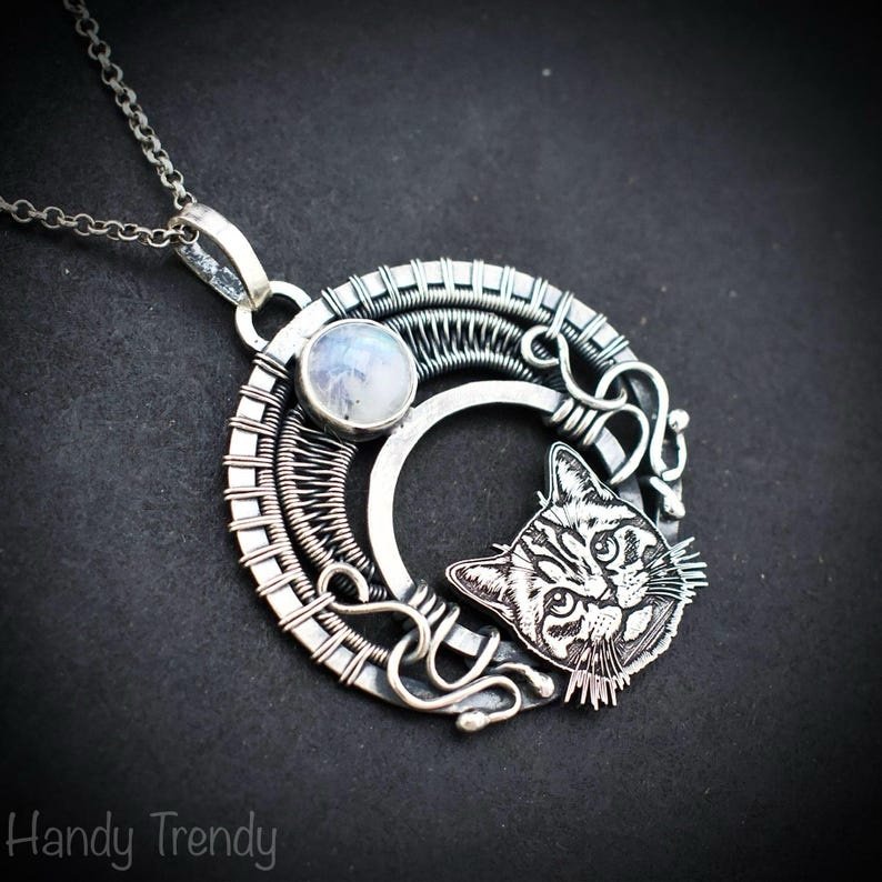 American shorthair cat pendant, 925 sterling silver and rainbow moonstone necklace, Animal jewelry, Unique handmade one of a kind necklace