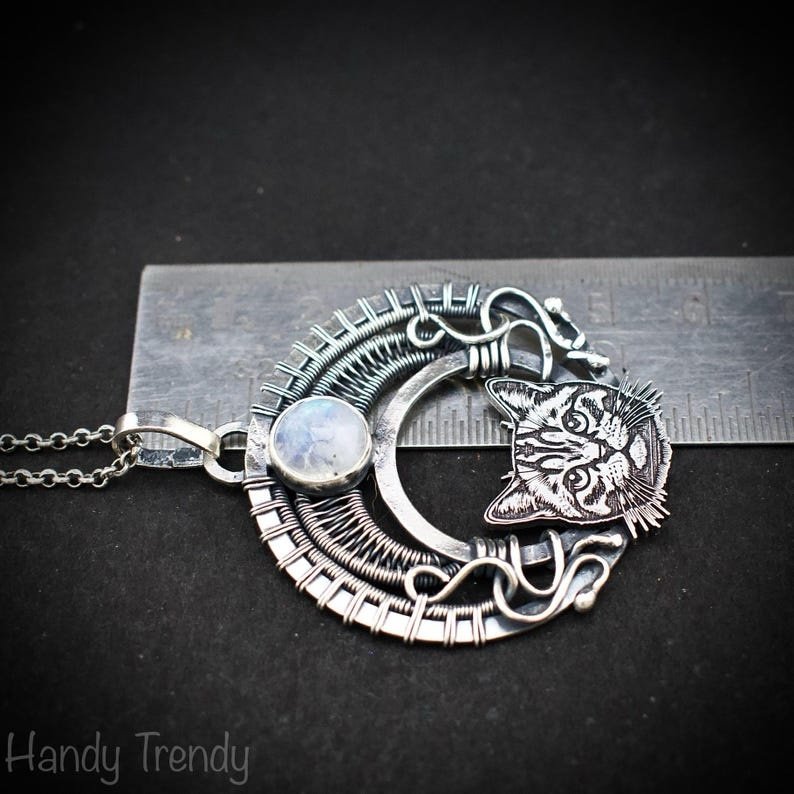 American shorthair cat pendant, 925 sterling silver and rainbow moonstone necklace, Animal jewelry, Unique handmade one of a kind necklace