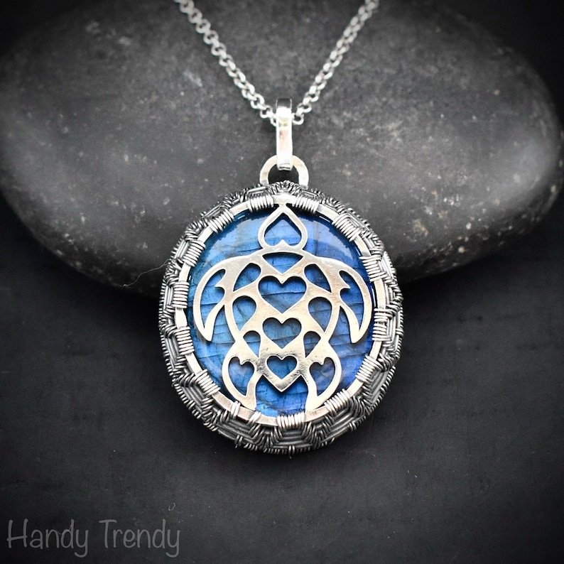 Sea turtle pendant, 925 sterling silver and blue labradorite necklace, Sea animal jewelry, Unique handmade gift, One of a kind jewelry