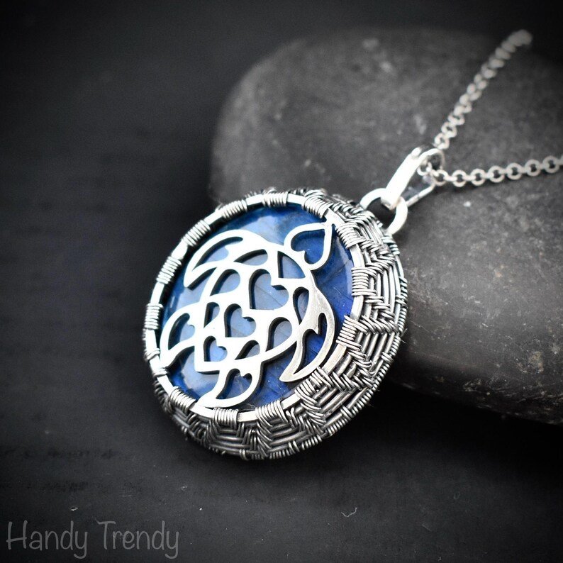 Sea turtle pendant, 925 sterling silver and blue labradorite necklace, Sea animal jewelry, Unique handmade gift, One of a kind jewelry