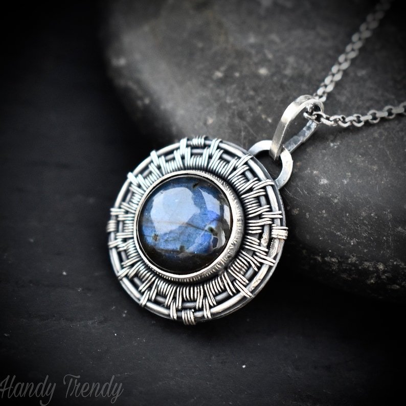Blue labradorite wheel pendant, 925 sterling silver Wire wrapped jewelry, Unique handmade gift, Artisan necklace, Endless style