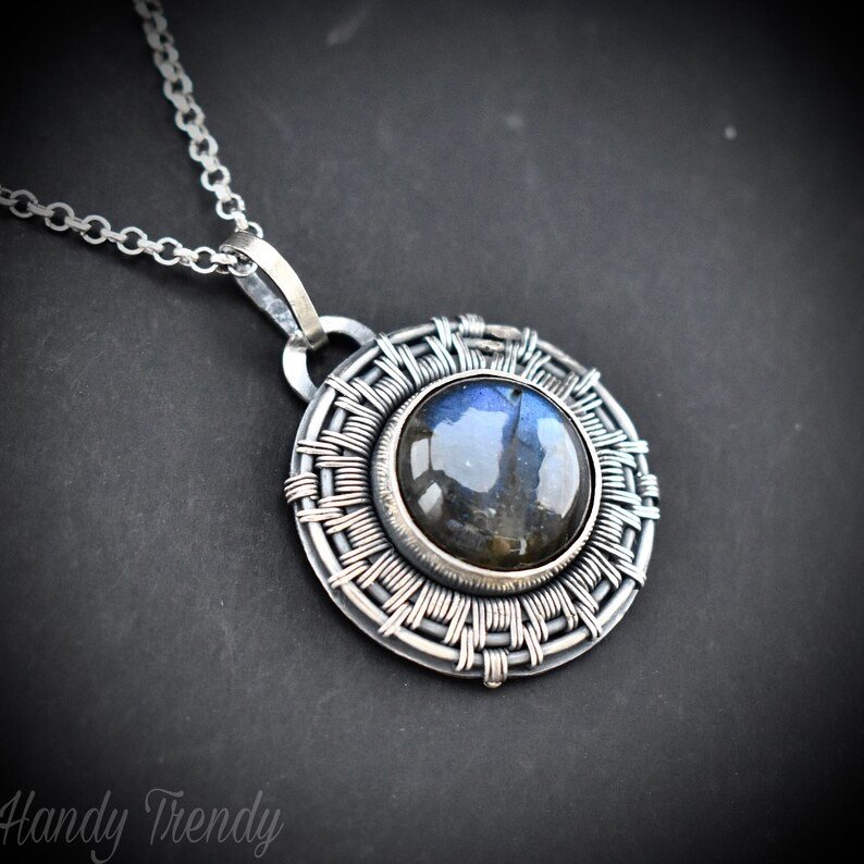 Blue labradorite wheel pendant, 925 sterling silver Wire wrapped jewelry, Unique handmade gift, Artisan necklace, Endless style