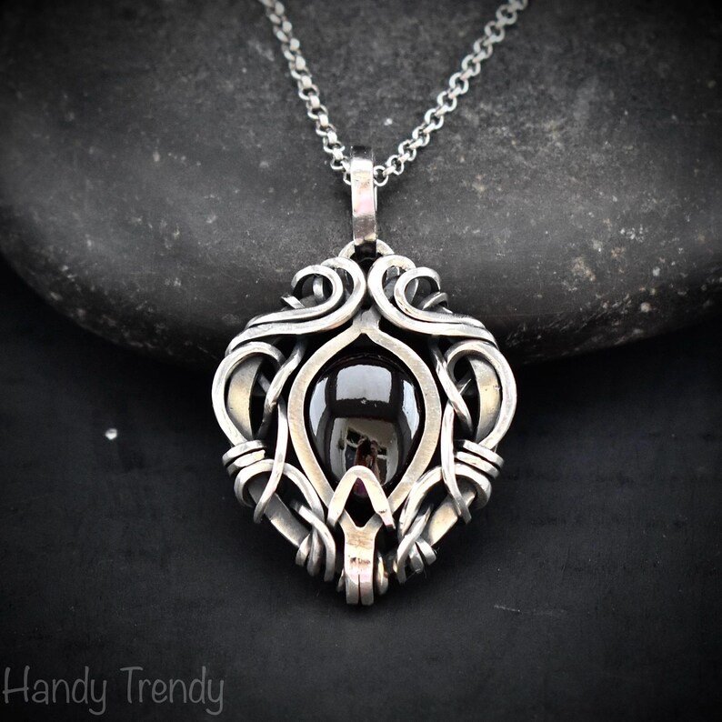 Garnet free-flow pendant, 925 sterling silver wire wrapped necklace, Unique handmade gift, One of a kind artisan jewelry