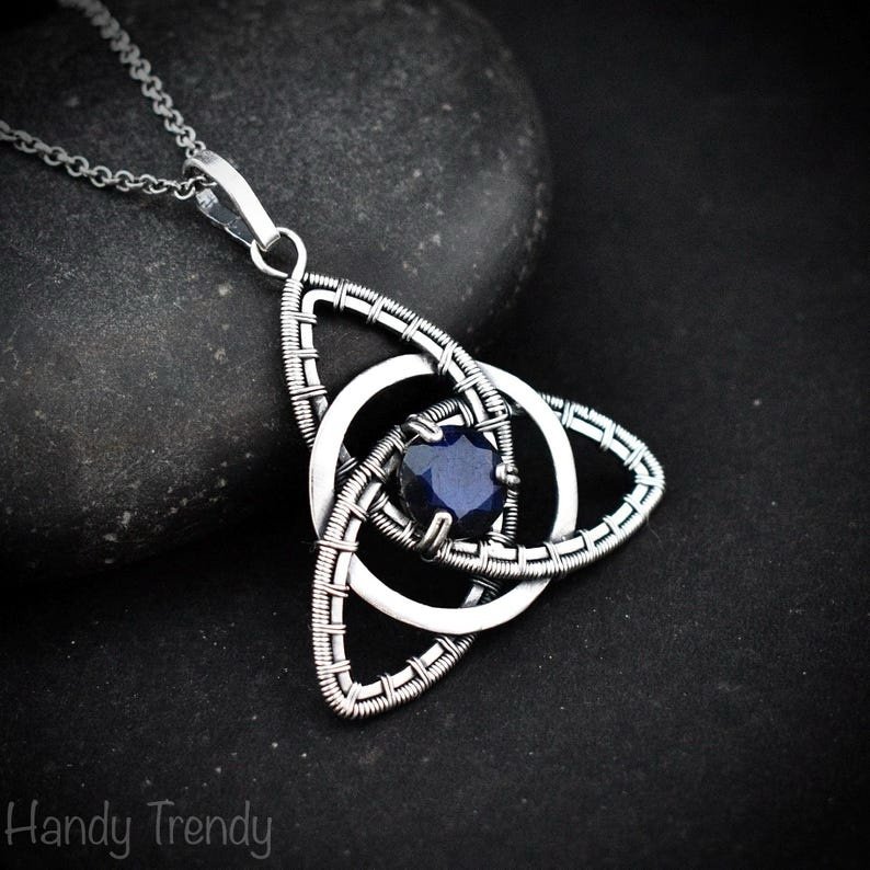Blue labradorite triquetra circle pendant, 925 sterling silver wire wrapped necklace, Unique handmade gift, One of a kind artisan jewelry