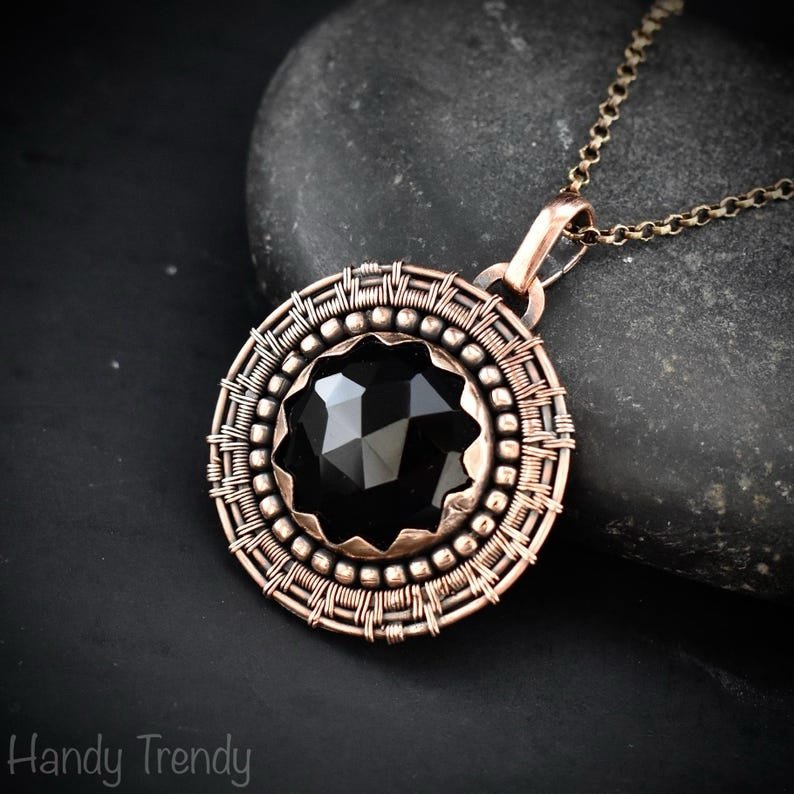 Black onyx wheel pendant, Copper endless wire wrapped necklace, Unique handmade  Gift, Artisan boho jewelry, Statement piece