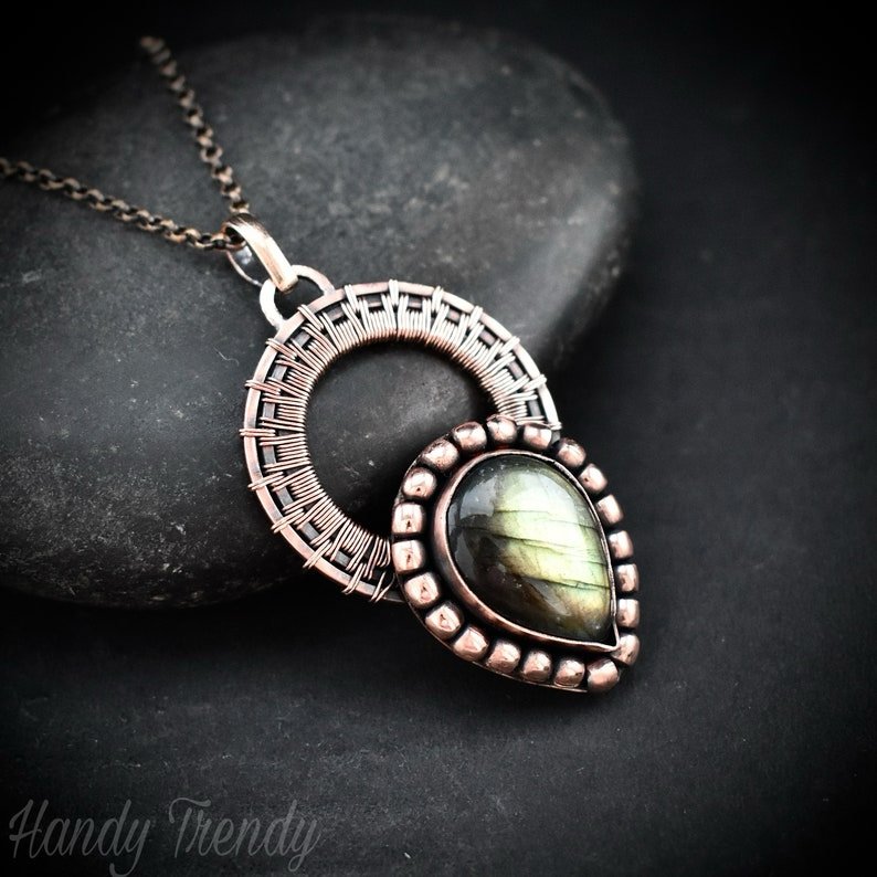 Green labradorite drop wheel pendant, Copper wire wrapped necklace, Unique handmade gift, Artisan jewelry, One of a kind statement piece