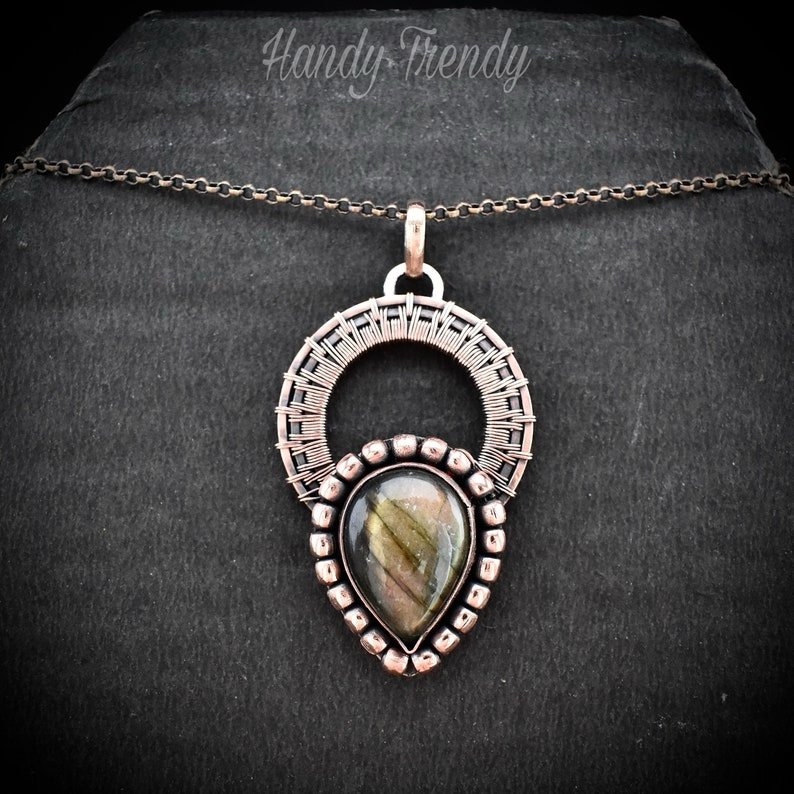 Green labradorite drop wheel pendant, Copper wire wrapped necklace, Unique handmade gift, Artisan jewelry, One of a kind statement piece