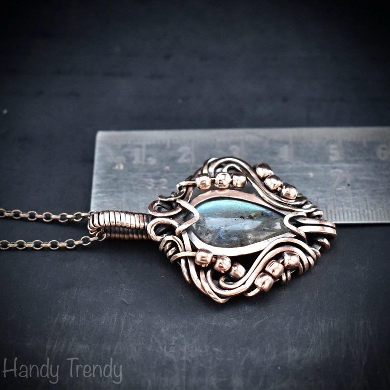 Blue flash labradorite pendant, Free-flow Copper Wire wrapped necklace, Unique handmade gift, One of a kind artisan boho jewelry