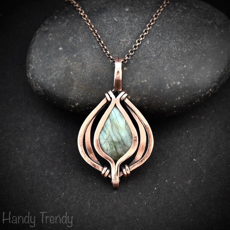 Green labradorite pendant, Free flow copper Wire wrapped necklace, Unique handmade gift, One of a kind jewelry, Celtic necklace