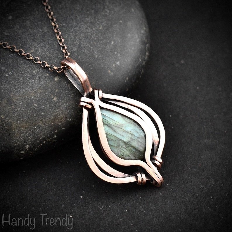 Green labradorite pendant, Free flow copper Wire wrapped necklace, Unique handmade gift, One of a kind jewelry, Celtic necklace