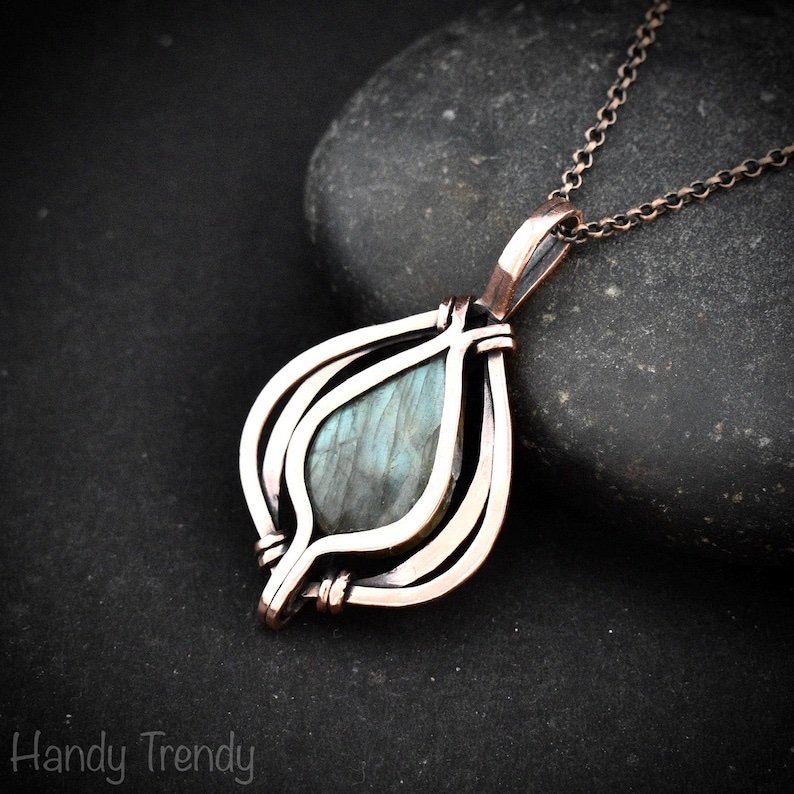 Green labradorite pendant, Free flow copper Wire wrapped necklace, Unique handmade gift, One of a kind jewelry, Celtic necklace
