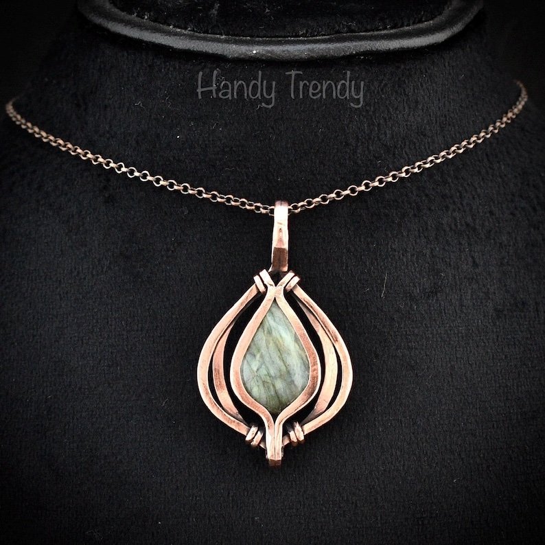 Green labradorite pendant, Free flow copper Wire wrapped necklace, Unique handmade gift, One of a kind jewelry, Celtic necklace