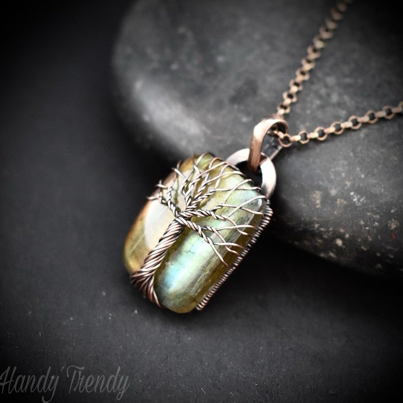 Green labradorite tree of life pendant, Copper wire wrapped jewelry, Unique handmade gift, Celestial artisan jewelry, one of a kind
