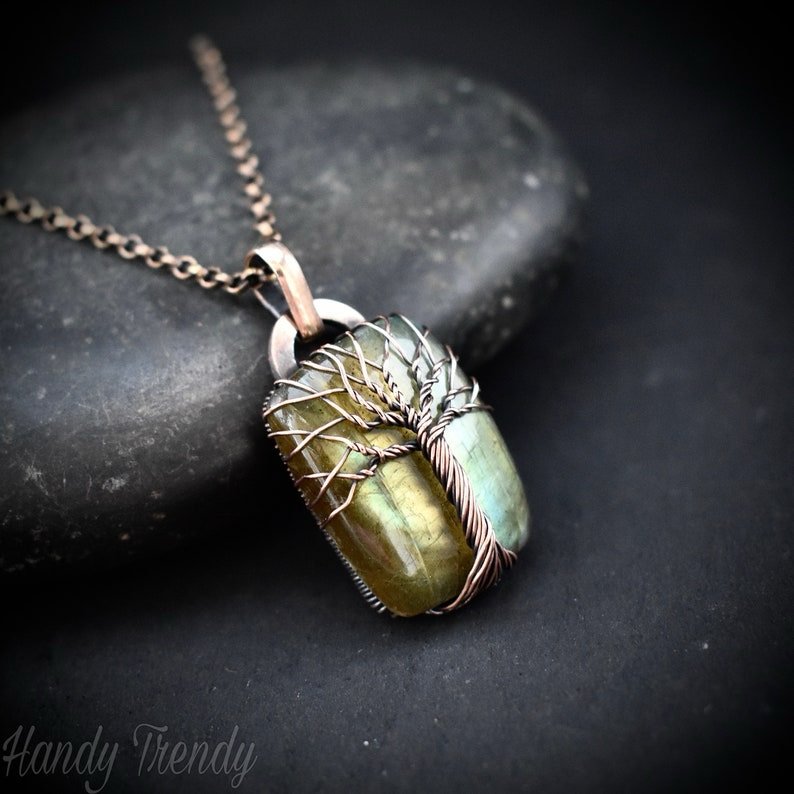 Green labradorite tree of life pendant, Copper wire wrapped jewelry, Unique handmade gift, Celestial artisan jewelry, one of a kind