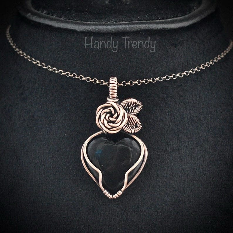 Black onyx heart rose pendant, Copper Wire wrapped necklace, Unique handmade gift, Artisan witch jewelry, Botanical jewellery