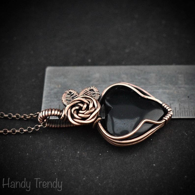 Black onyx heart rose pendant, Copper Wire wrapped necklace, Unique handmade gift, Artisan witch jewelry, Botanical jewellery