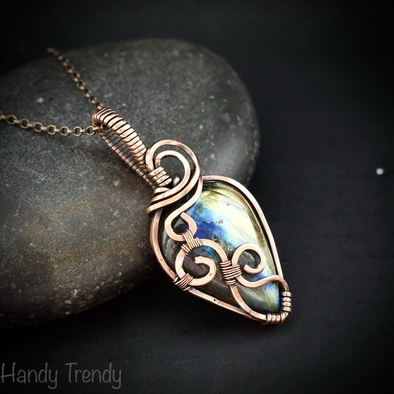 Labradorite curl pendant, Copper wire wrapped jewelry, Unique handmade gift, Artisan boho necklace, One of a kind necklace
