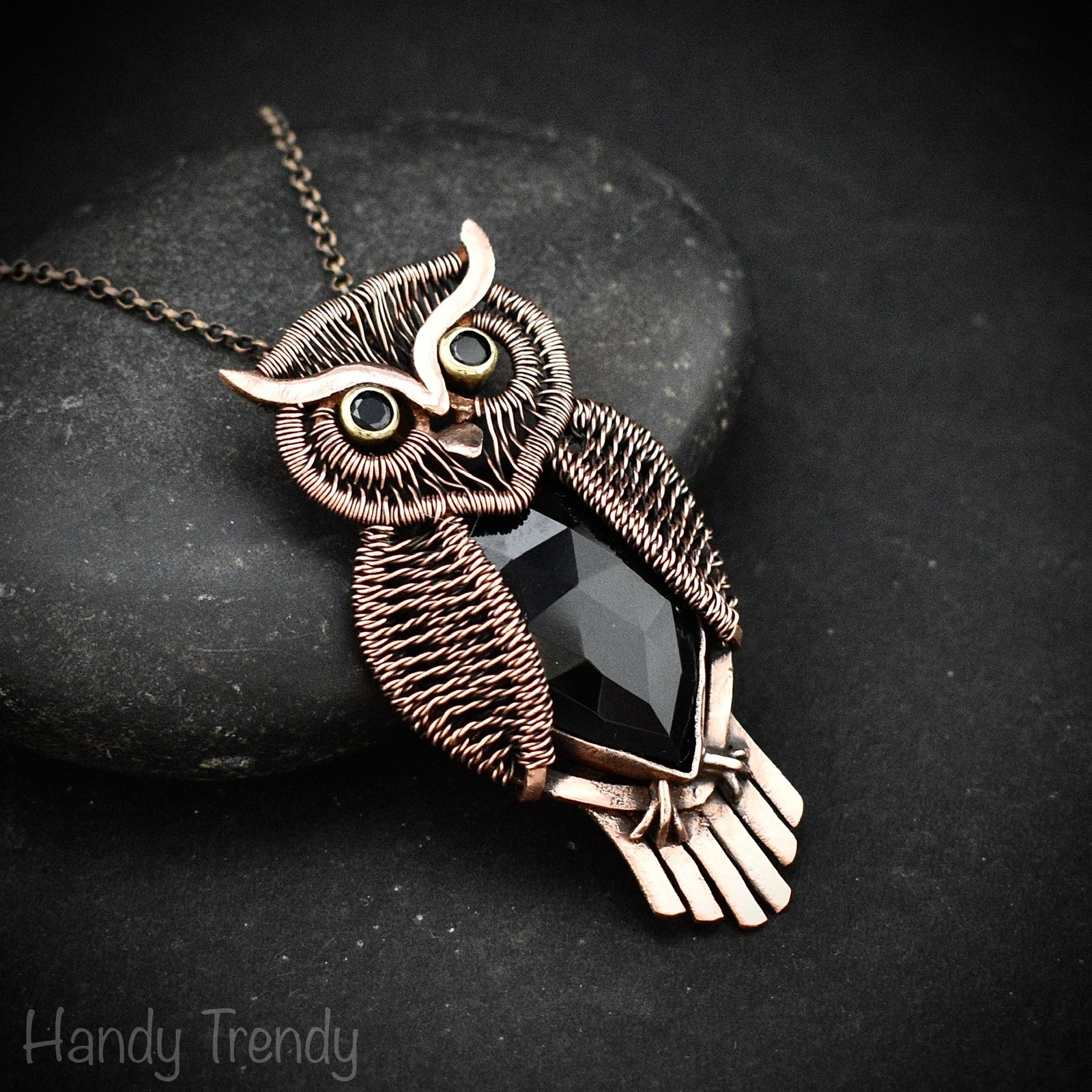 Great horned owl pendant, black onyx and black spinal stone and Copper wire wrap necklace, Flying animal jewelry, Unique handmade gift
