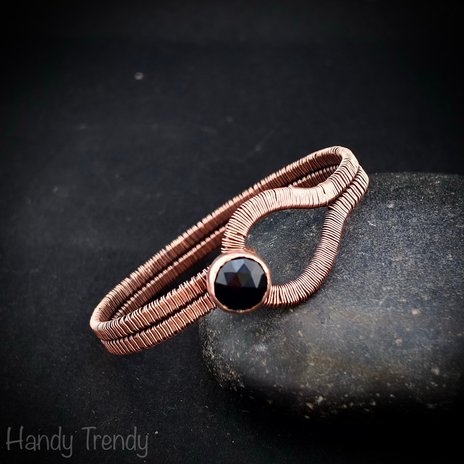 Black onyx copper cuff bracelet, Wire wrapped jewelry, Unisex bracelet, Unique handmade gift, One of a kind artisan jewelry